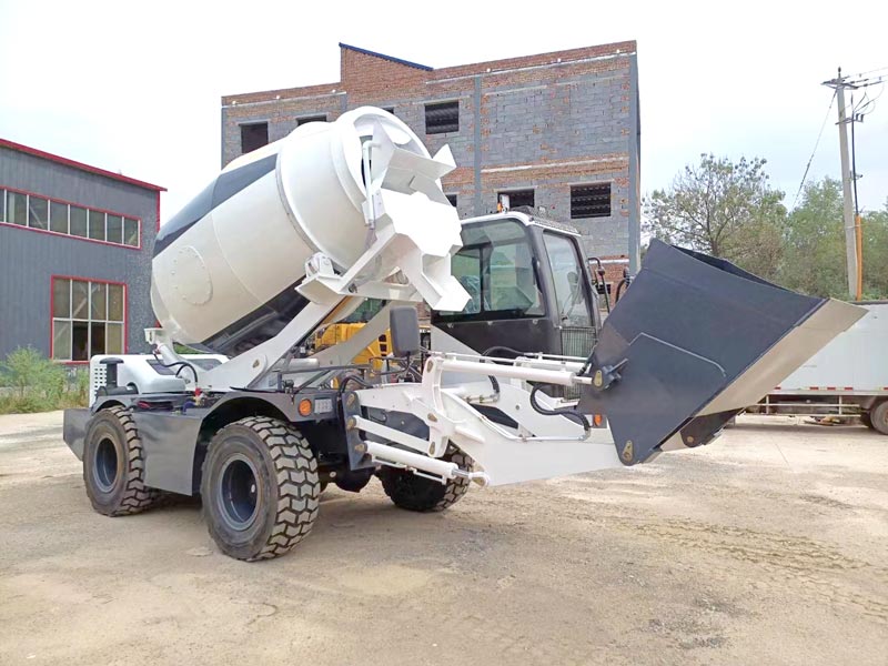 Automatic feeding mixer truck LT4000