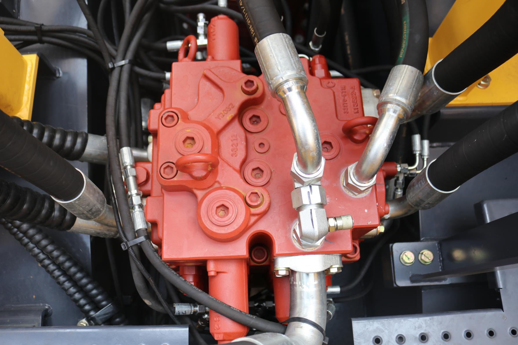 LC110 High-End Mining Front Shovel Excavator