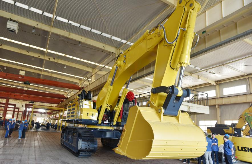 LC110 High-End Mining Front Shovel Excavator